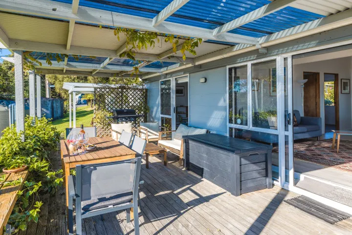 An Cala Onetangi Dining area on the deck