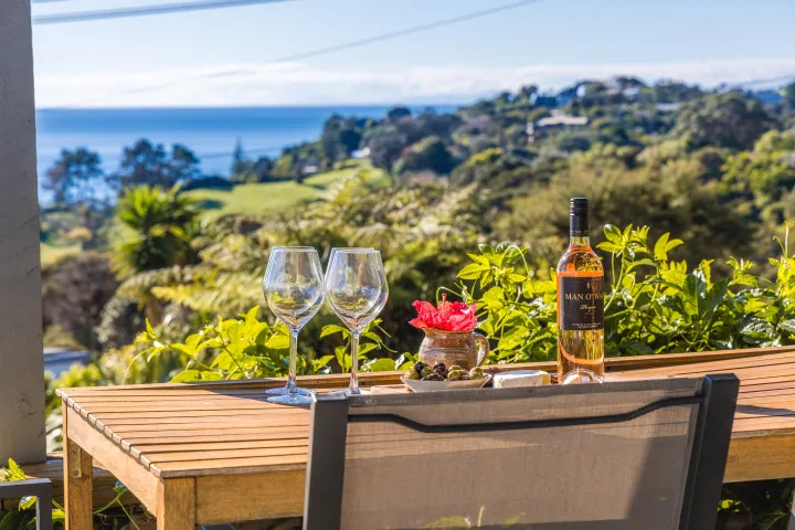 An Cala Onetangi Relaxing in the sun