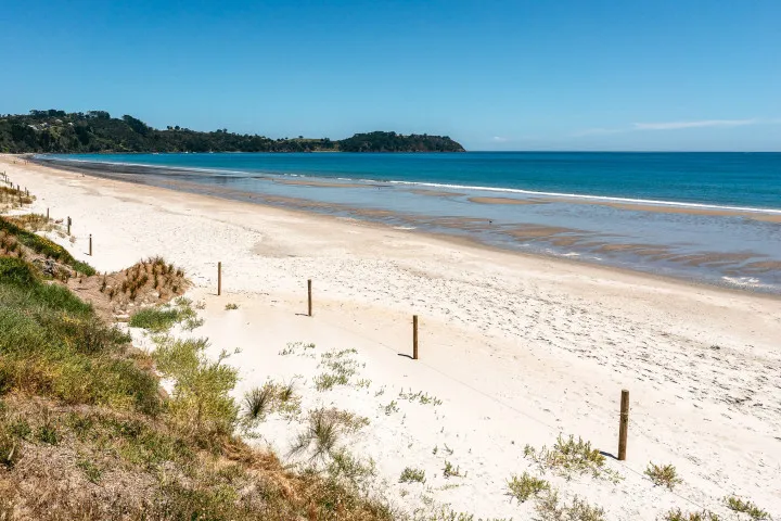 Apartment On The Beach Onetangi beach 3