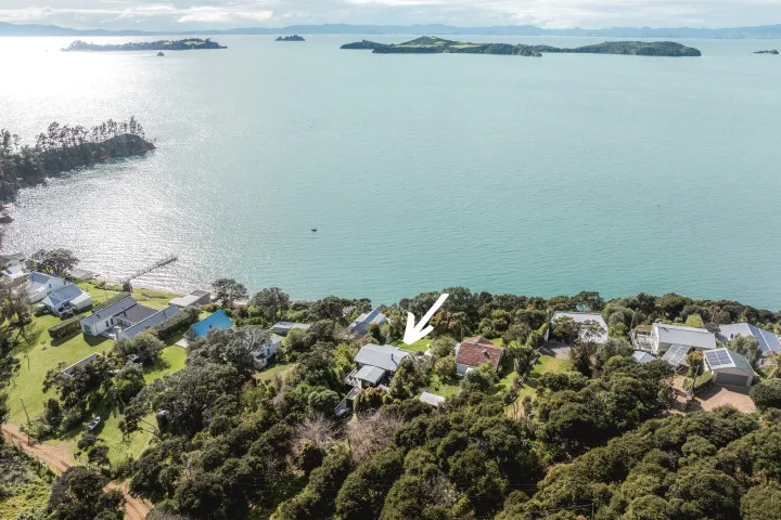 Birds eye view 1 The Boat House at Arran Bay