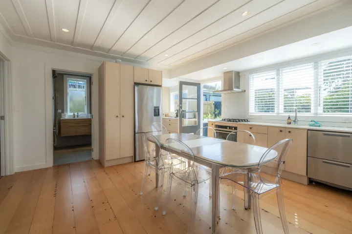Dining area at Tahatai Cottage