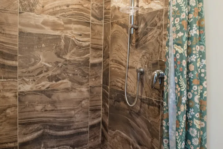 Gulf Island Views Full tiled shower area