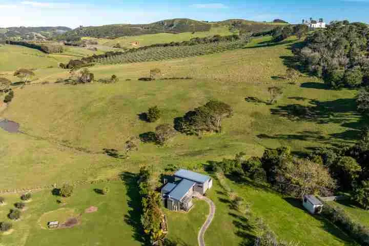 Harvest Cottage Waiheke Island Birds Eye View over vineyards and olive groves