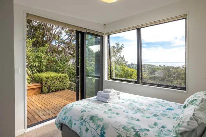 Hekeura Height Bedroom 2 v2