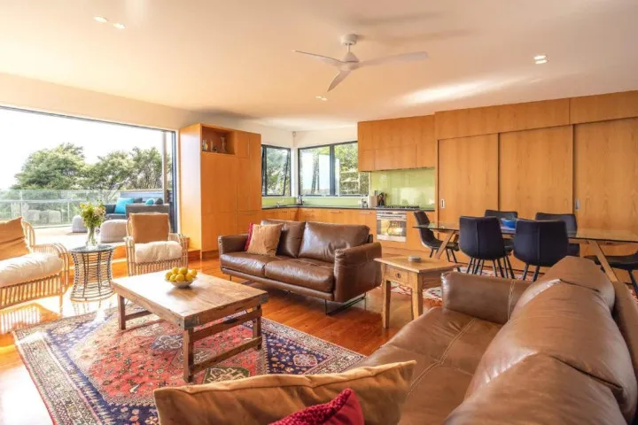 Hekeura Height Interior living area v2