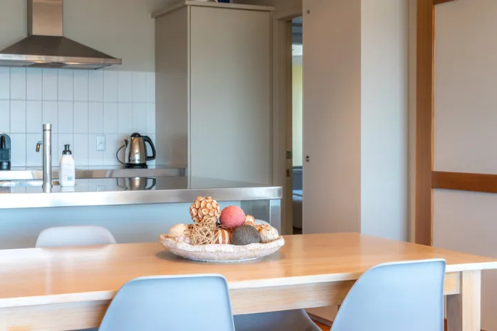 Horizon on The Beach at The Sands Open plan kitchen and dining area