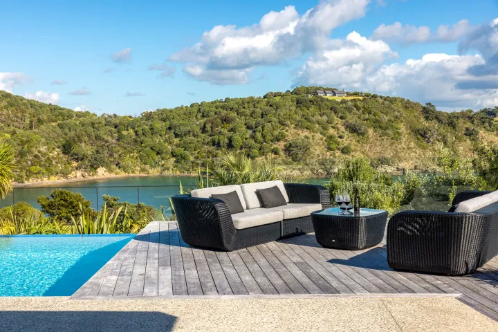 Korora Estate Drinks by the pool