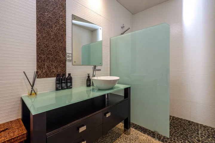 Korora Estate Main House Guest Ensuite 2