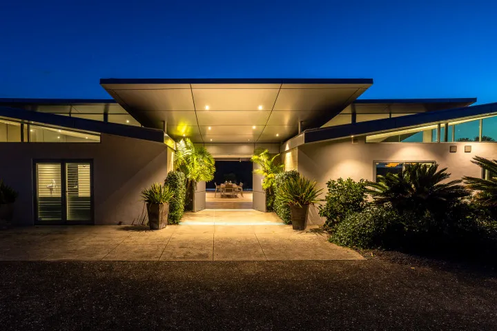 Korora Estate Main House Main Entrance Dusk