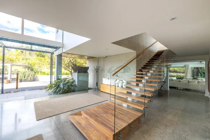 Kotare Estate Entrance to downstairs lounge