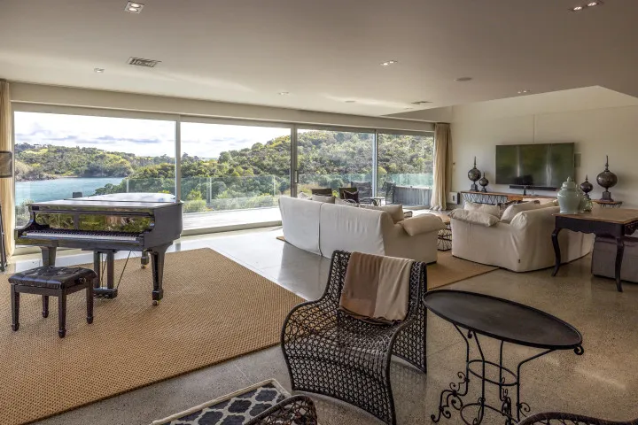 Kotare Estate Open plan living and relaxing