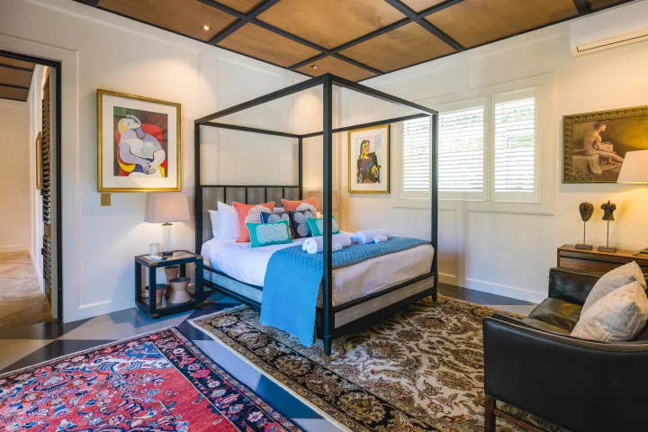 Kotuku Lodge Bedroom 1