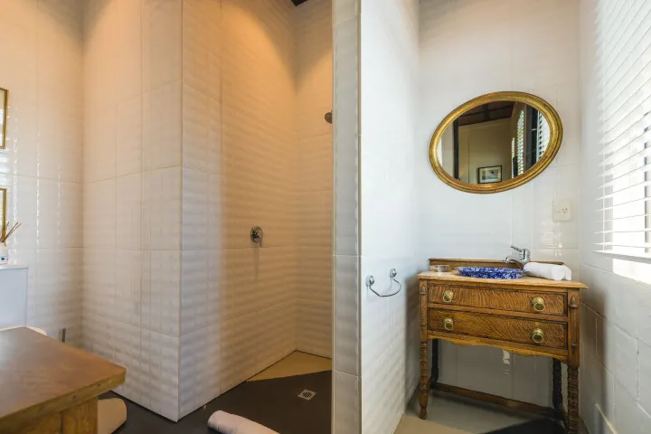 Kotuku Lodge Bedroom 4 Ensuite