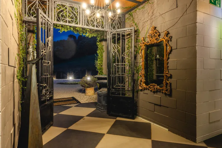 Kotuku Lodge Entrance Lobby