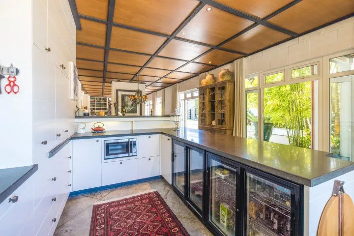 Kotuku Lodge Kitchen 3