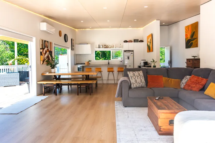 La Maison Soleil Waiheke Unlimited Large open plan living area