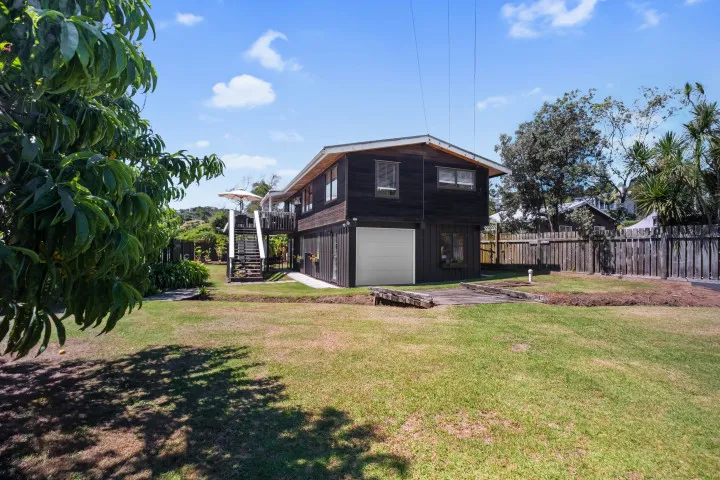 MIRO COTTAGE Exterior of House
