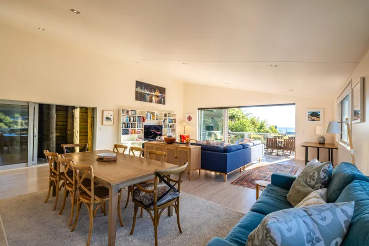 Miro Ridge Expansive open plan area