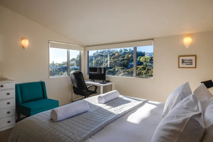 Miro Ridge Master bedroom with work station