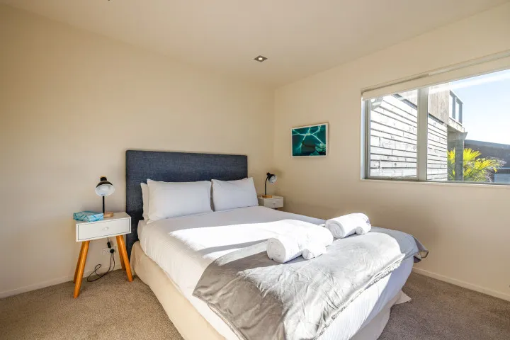 Miro Ridge Queen bedroom guest room 3