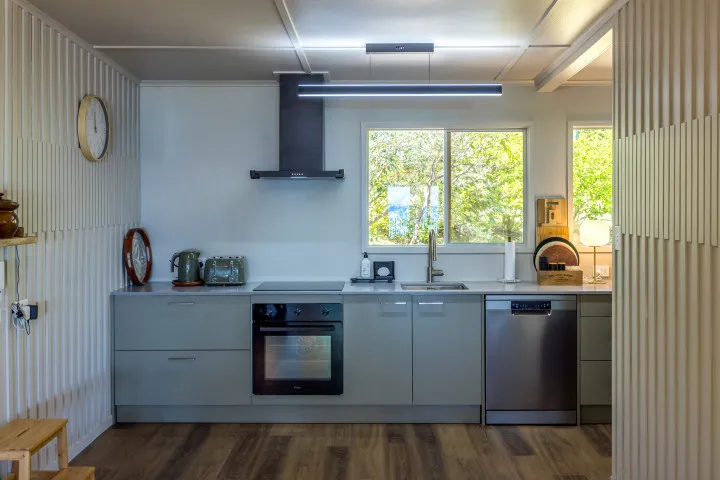 Moana Beach House Full kitchen