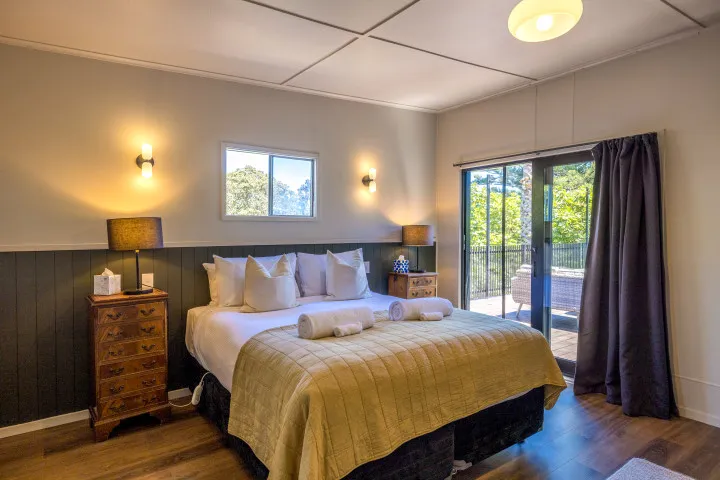 Moana Beach House Private entrance to the deck from the master bedroom