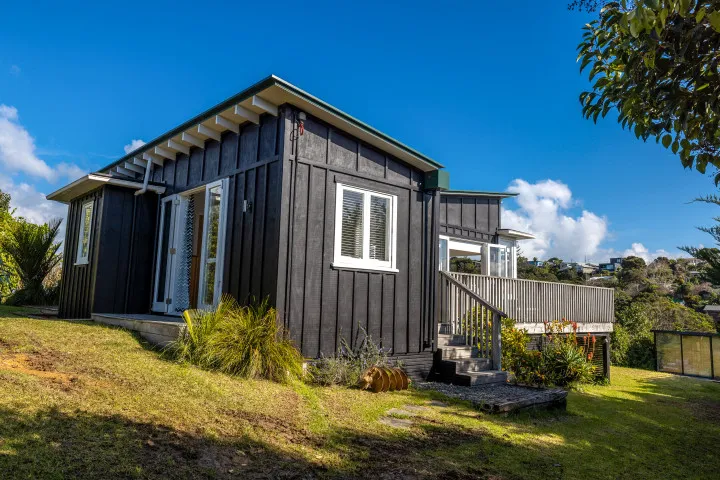 Pacific Views Back of property