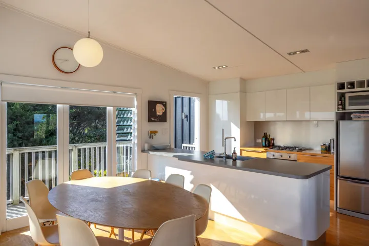 Pacific Views Open plan kitchen and dining