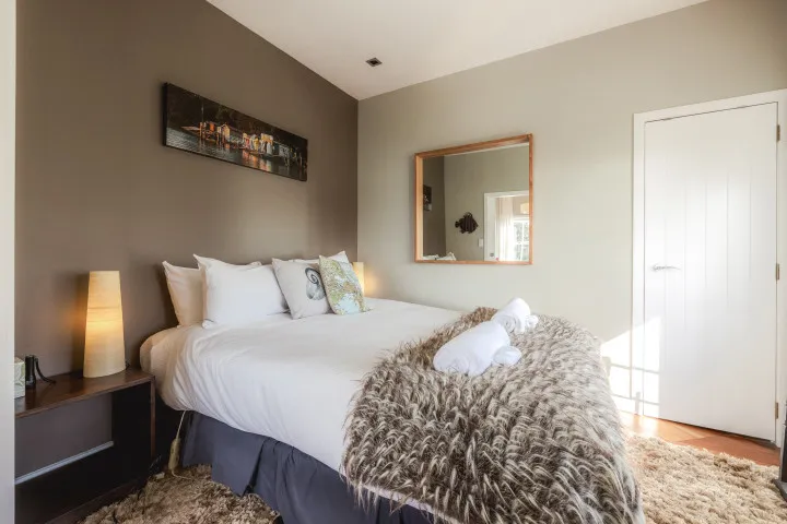 Second Bedroom King Sized Bed The Boat House at Arran Bay