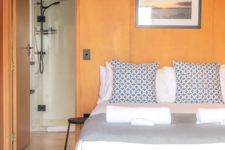 Second bedroom ensuite at Ocean Belle Onetangi