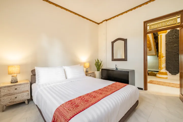 Swarna Mandapa Bedroom 1