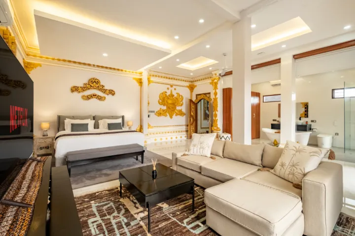 Swarna Mandapa Grand Master Suite