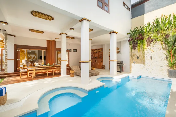 Swarna Mandapa Swimming pool looking back to outdoor dining area