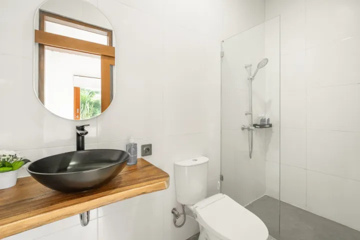 Swarna Mandapa ensuite bedroom 3