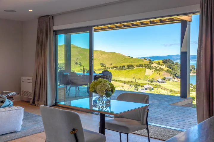 The Keep at Woodside Bay Comfortable indoor seating and lounging area