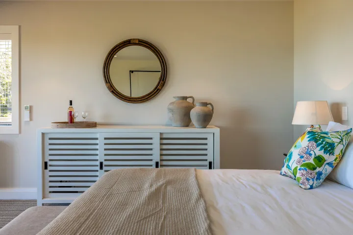 The Keep at Woodside Bay beautiful furniture and tastefully decor throughout