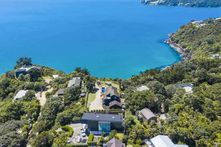 The Point - Onetangi - With Heated Swimming Pool & Spa Pool, Onetangi, Waiheke Island - photo 49