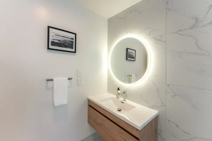 The Point Onetangi Family Bathroom v2