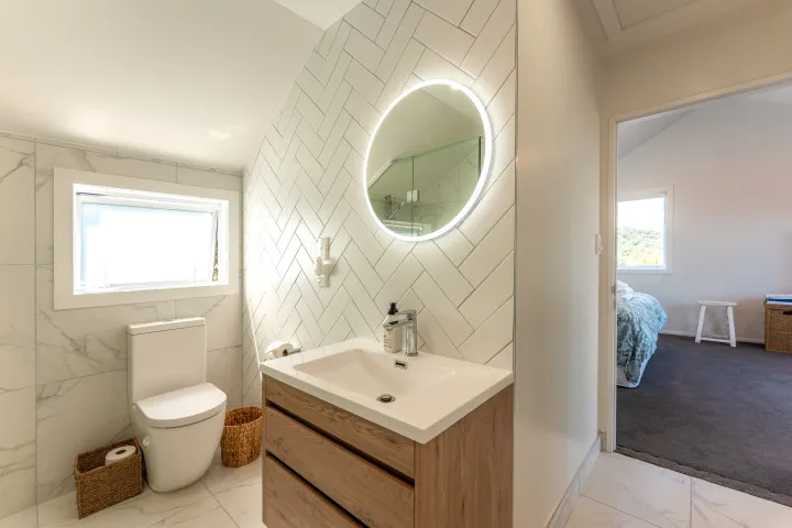 The Point Onetangi Master bathroom 2 v2