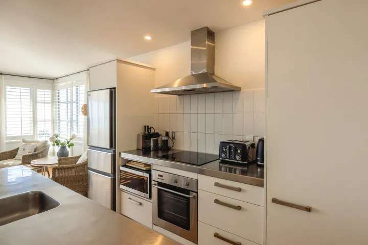 The Residence On The Beach at The Sands Full kitchen