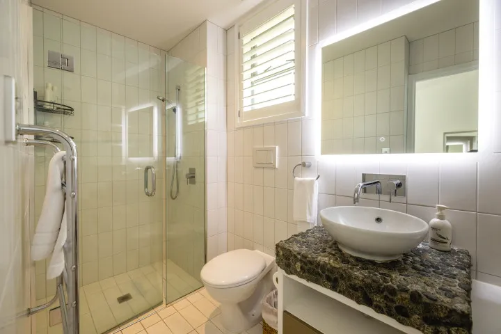 The Residence On The Beach at The Sands Master en suite