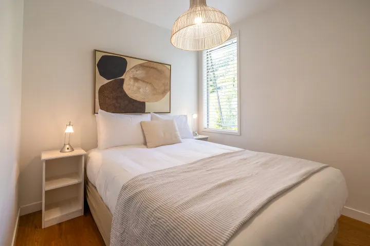 The Residence On The Beach at The Sands Queen Bed