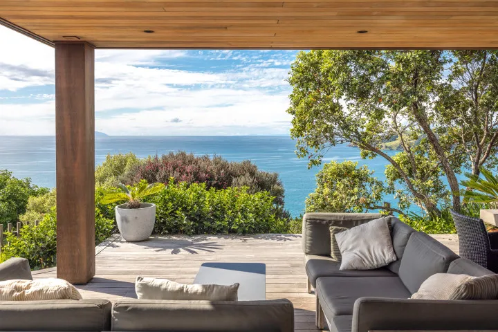 Tidewatch Onetangi Covered Deck Lounge With Sea View