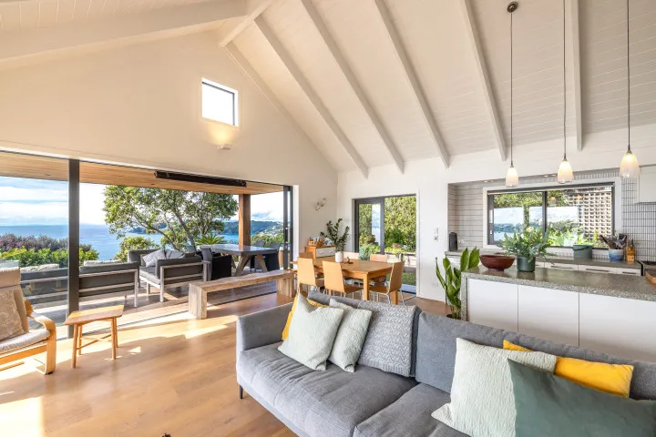 Tidewatch Onetangi Living Dining and Kitchen Open Plan