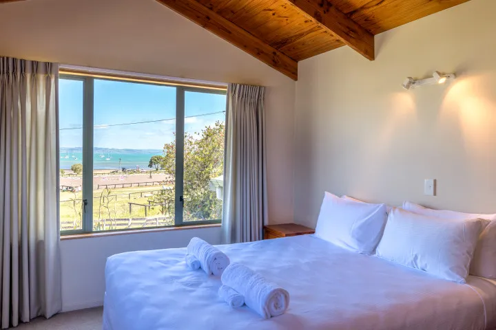 Tikirau Bay Views Bedroom 2 with queen bed