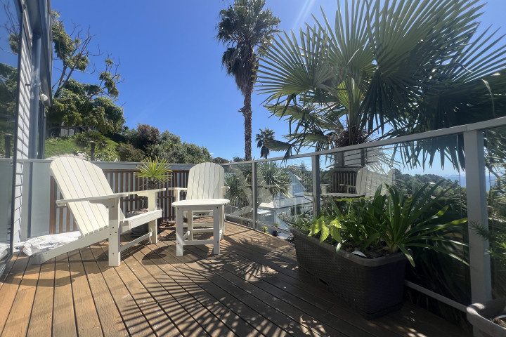 Villa Aqua at Palm Beach Deck area in the sun