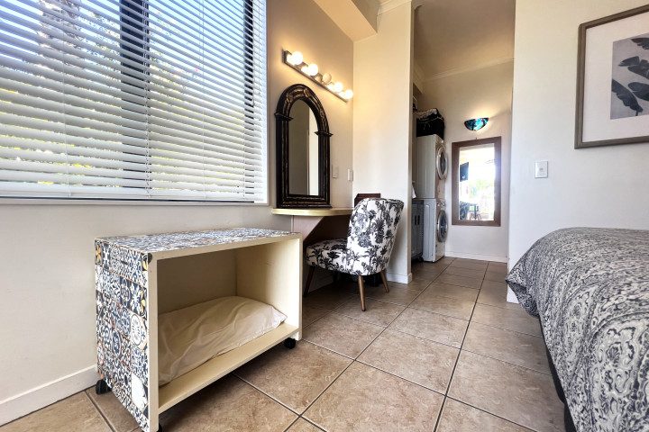Villa Aqua at Palm Beach Dressing table in bedroom
