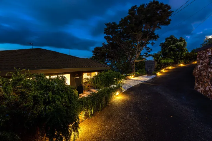 Villa De La Isla Twiglith Entance