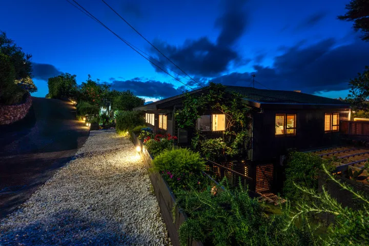 Villa De La Isla Twilight Entrance 2