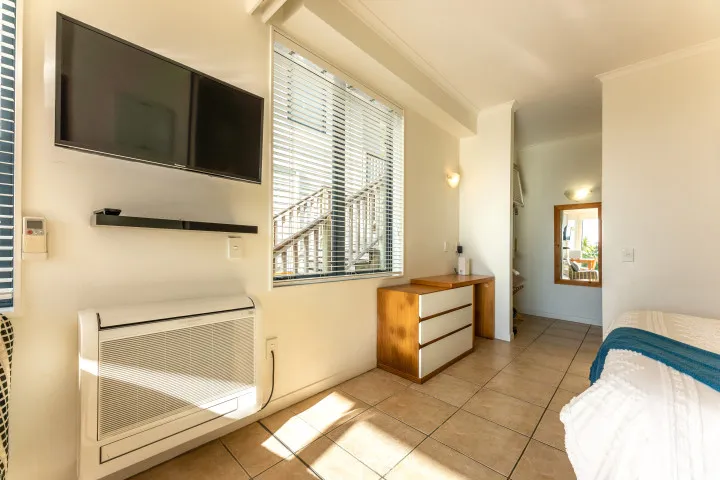 Villa Saphire Smart TV v2